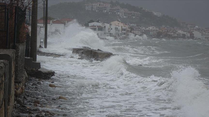 Marmara nın batısı için  fırtına  uyarısı