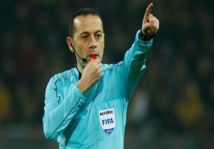 Cüneyt Çakır hangi maçı yönetecek?