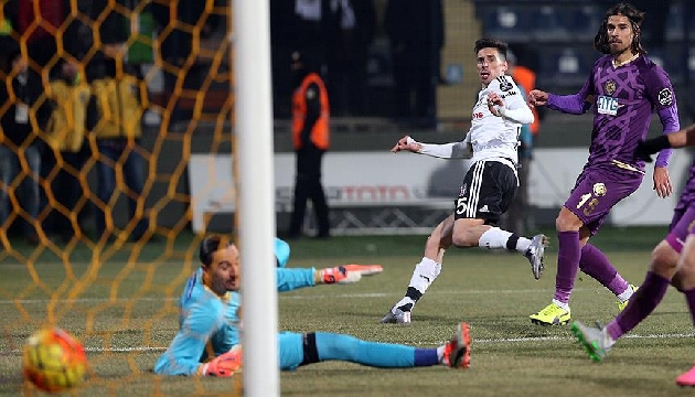 Kartal zirvedeki yerini korudu!