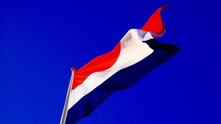 Hollanda da hükümet istifa etti