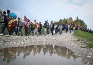 Sığınmacı krizi maçı erteletti!