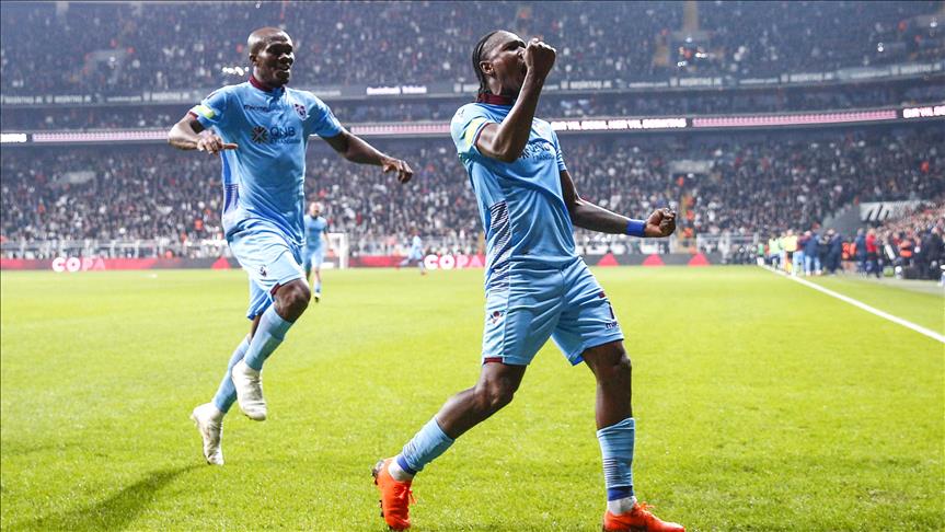 Trabzonspor da Rodallega ikiye katladı