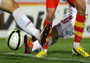 İzmir derbisinin saati değişti!