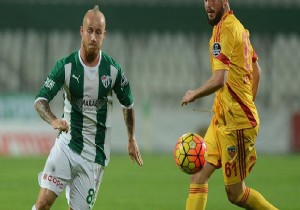Bursaspor da  Josue ve Stoch  şoku!