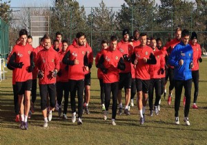 Es-es  Trabzon  maçına hazırlanıyor!