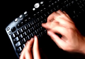 İran da blog yazarına şok ceza!