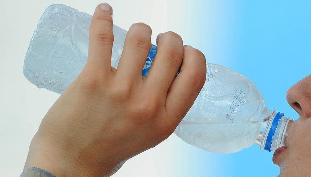 Uzmanı uyardı: Aşırı su tüketimi tehlike saçıyor