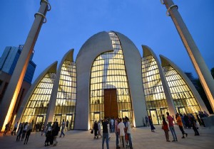 Almanya iç istihbaratı DİTİB'i izlemeyecek