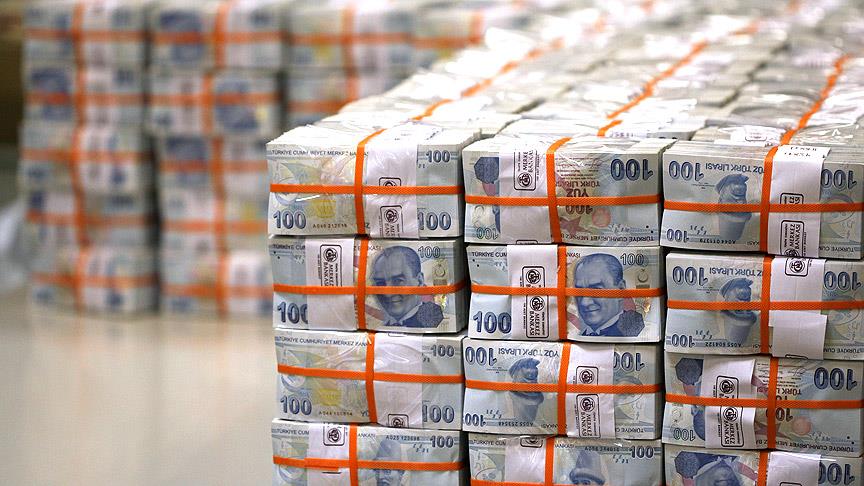 Bütçe Nisanda 5,4 milyar lira fazla verdi!