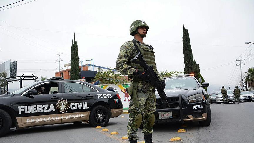 Meksika da çete kavgası, 14 ölü