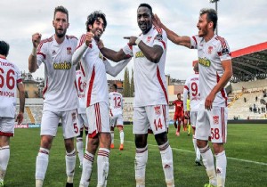  Yiğidolar  3 puanı 3 golle aldı!