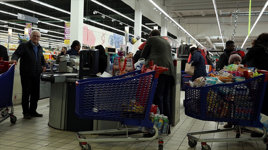 Avro Bölgesi nde perakende satışlar ekimde geriledi