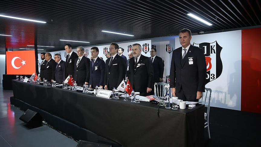 Beşiktaş ta  borç uyarısı 
