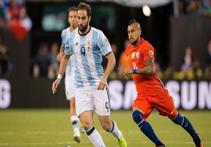 Juventus Higuain i basına tanıttı!