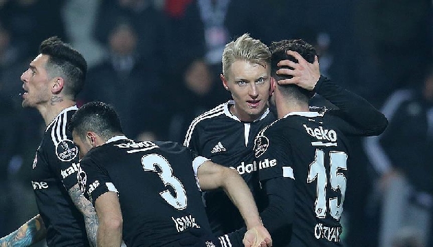 Beşiktaş liderliğini sürdürdü!