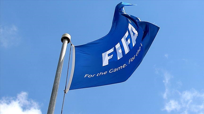 Süper Lig ekibine FIFA dan şok ceza!