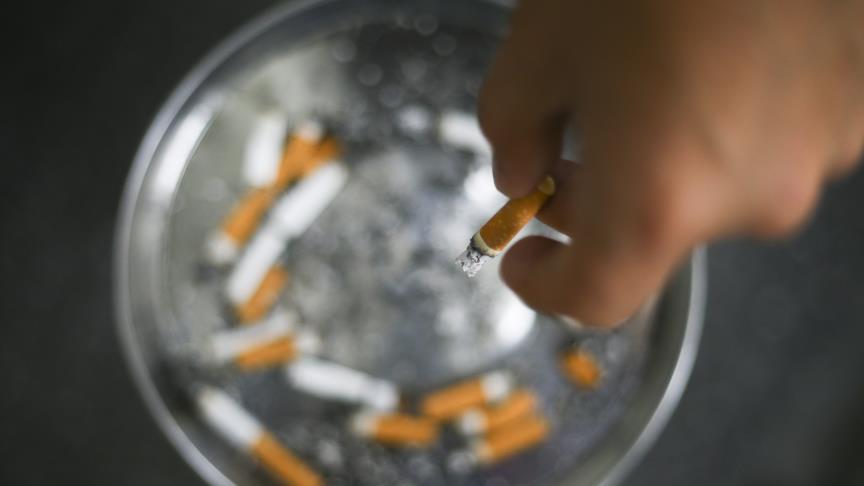 Kanada’da, her sigaranın üzerine uyarı konulacak