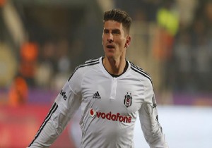 BJK li futbolcu Gomez in kalma şartı ne?