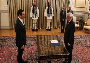 Aleksis Çipras görevine başladı!