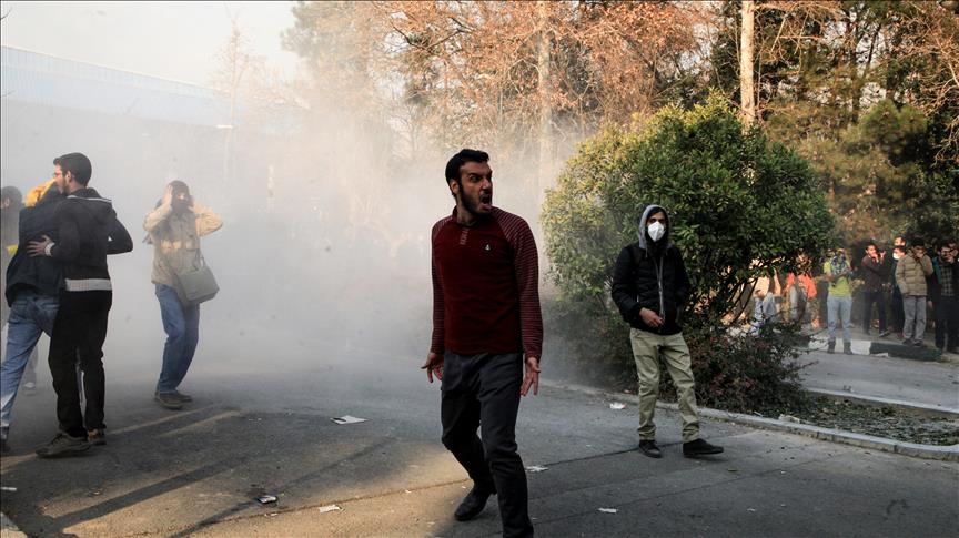 İran da 3 istihbaratçı öldürüldü
