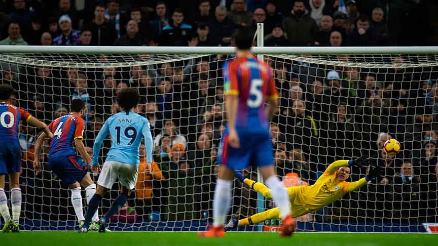Manchester City evinde kaybetti