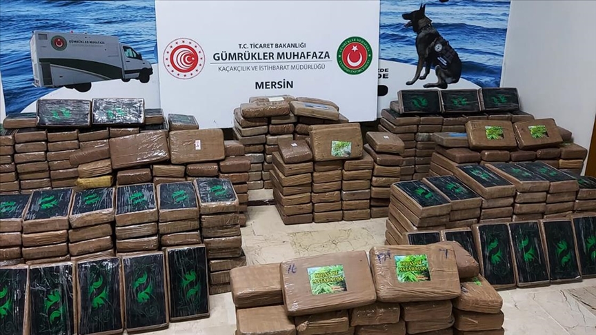 Mersin Limanı nda 463 kilo kokain ele geçirildi