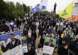 Moskova da Rusya nın Suriye saldırılarına tepki