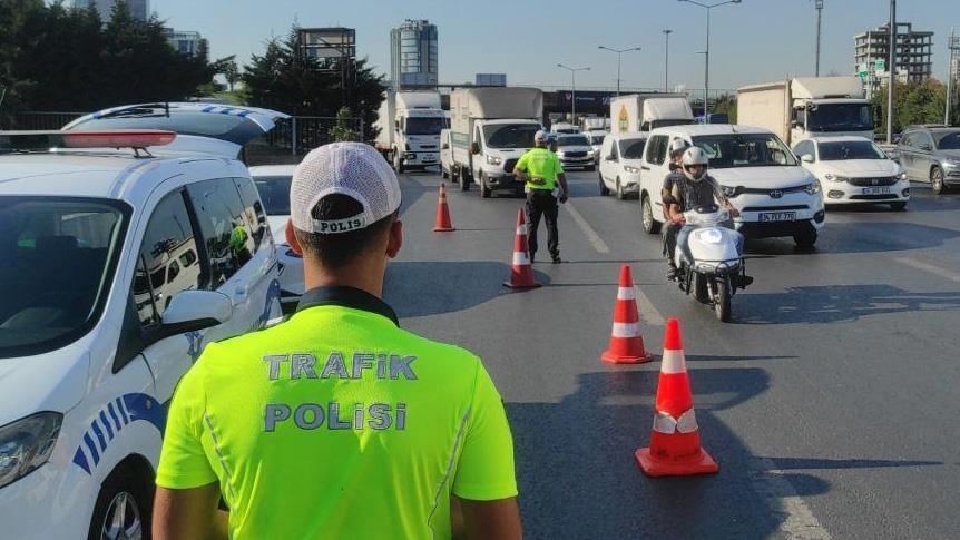 İstanbul da bazı yollar trafiğe kapatılacak