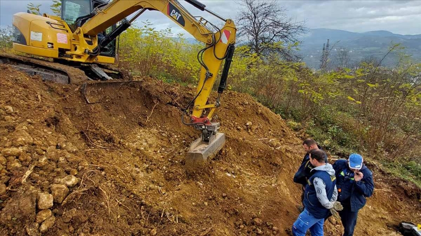 Bosna Savaşı nda öldürülen en az 2 kişiye ait kalıntılar bulundu