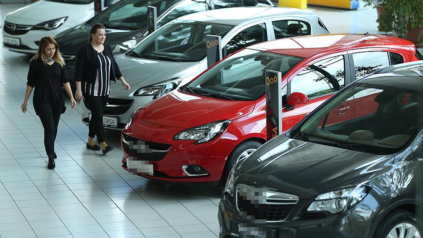 Otomobilde kırmızı ve maviye talep artıyor!