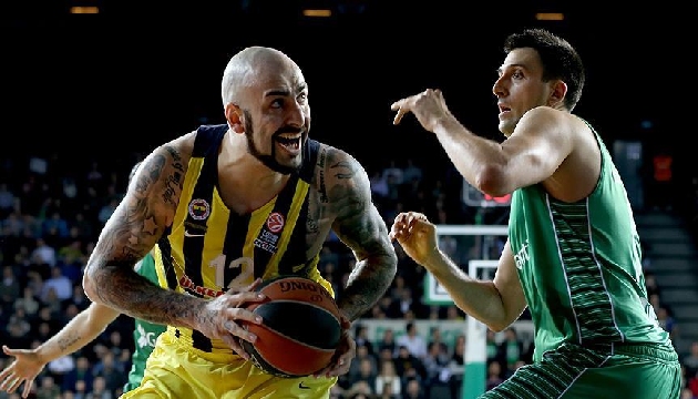 Fenerbahçe 4 te 4 yaptı!