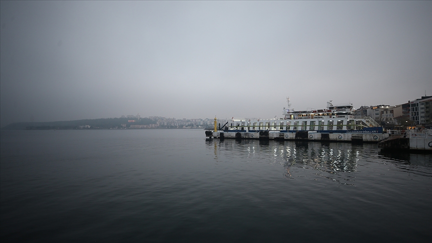 Çanakkale Boğazı na sis engeli!