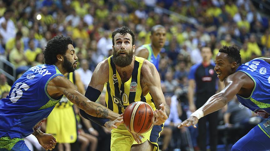 Fenerbahçe Doğuş şampiyon