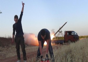 Hama askeri havaalanı füzelerle vuruldu!