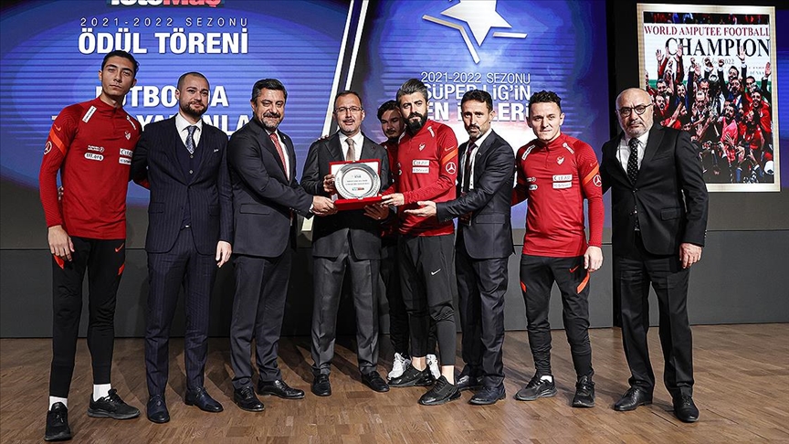 Futbolda Tarih Yazanlar Ödülü, Ampute Milli Takımı na verildi