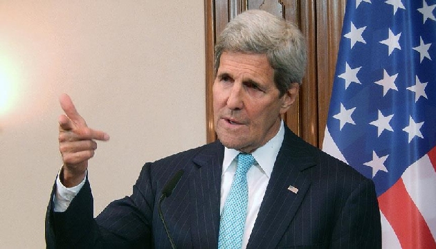 John Kerry Esed e yüklendi!