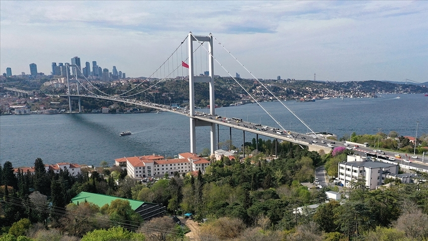 İstanbul Boğazı nda gemi trafiği durduruldu!