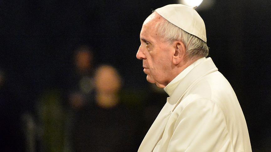Papa dan  çocuk istismarı  açıklaması