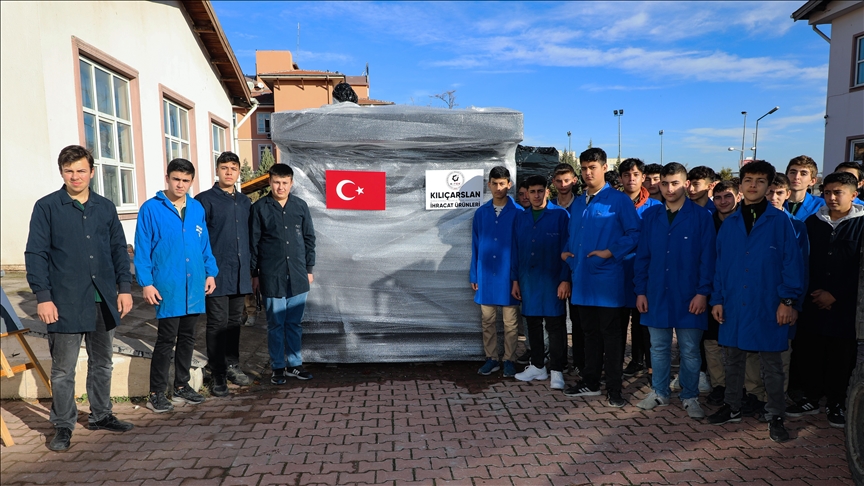 Konya daki liseden Romanya ya fırın ekipmanı ihracatı