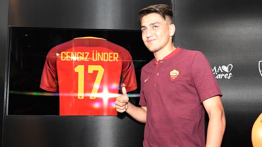 Roma nın en iyi genç oyuncusu Cengiz Ünder