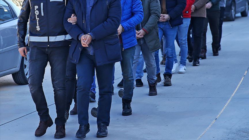 Sahte çağrı merkezi çetesi çökertildi