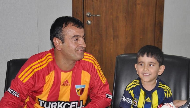  O  amigoya ne ceza verildi?
