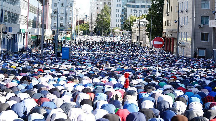 İslam dünyası  bayramı kutluyor!