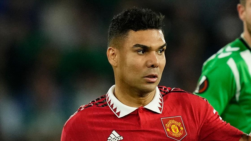 Manchester United a kötü haber Casemiro sakatlandı!