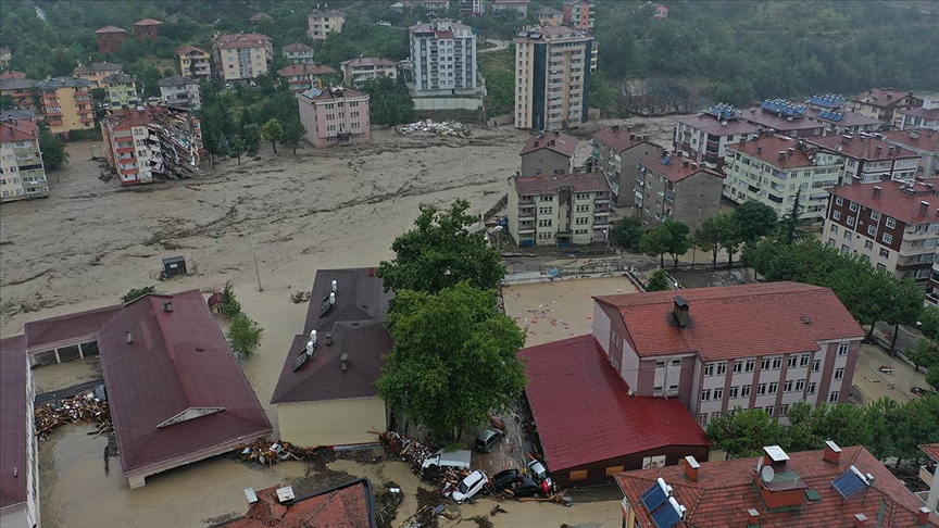 Sel felaketinde mahsur kalan 336 kişi tahliye edildi