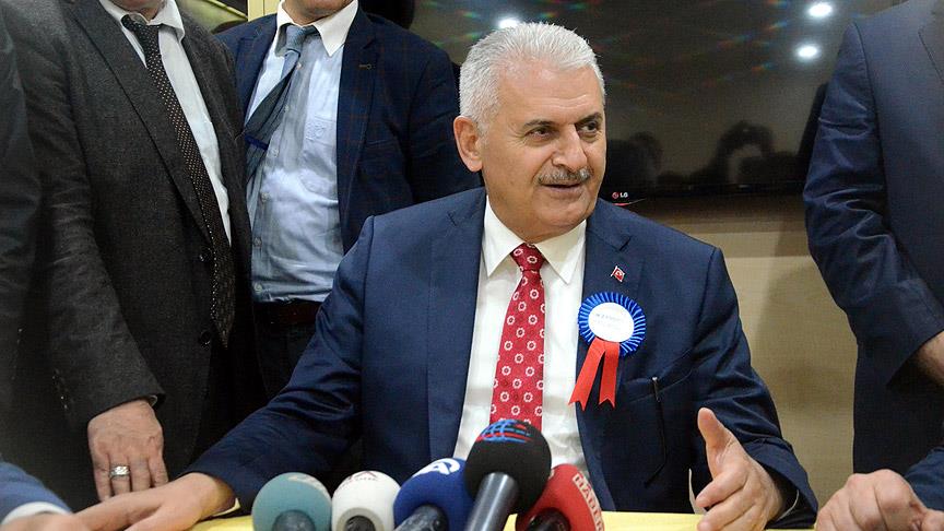 Yolları böleriz ama vatanı asla böldürtmeyiz!