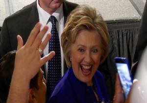 Hillary Clinton a  bebek  müjdesi!