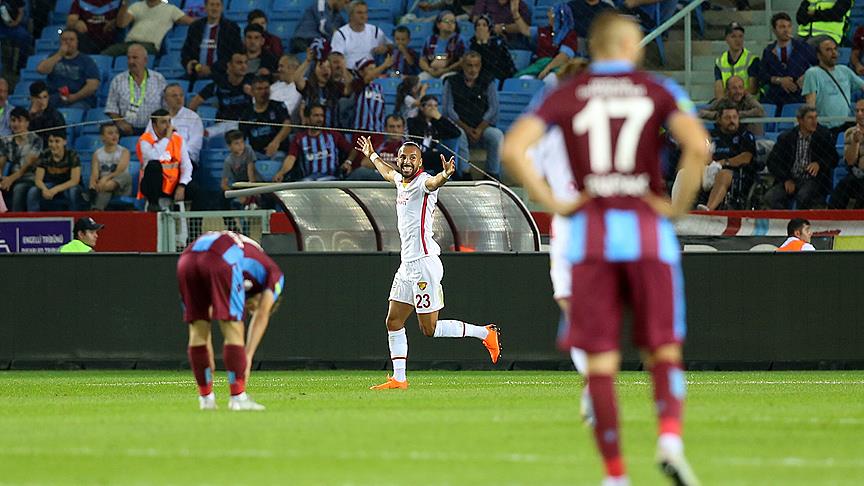 Trabzonspor, Göztepe ye boyun eğdi: 2-1