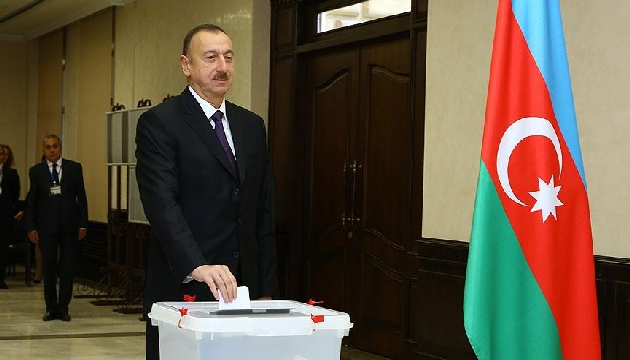Azerbaycan da sandığa gidiyor!