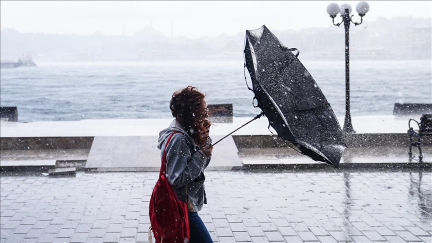 Meteoroloji den o illere fırtına uyarısı